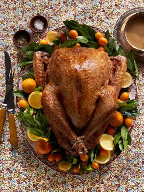 Turkey Display, Best Thanksgiving Turkey Recipe, Easy Turkey Recipes, Bacon Brussel Sprouts, Best Turkey, Turkey Recipes Thanksgiving, Sprout Recipes, Thanksgiving Sides, Thanksgiving Feast