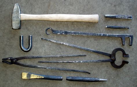 Tools Aesthetic Forge Cleric, Cleric Aesthetic, Smith Tools, Blacksmith Tools, Blacksmith Shop, Medieval Houses, Forged Knife, Tool Shop, Old Tools