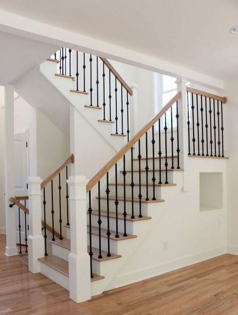 Farmhouse Staircase Decor, Modern Farmhouse Staircase, Railing Makeover, Stairs Basement, Stair Railing Makeover, Farmhouse Staircase, Farmhouse Stairs, Stairs Railing, Wrought Iron Stair Railing