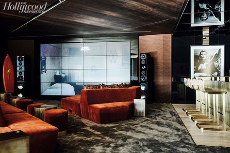 How Lenny Kravitz Came to Design a $38M Rock ‘n’ Roll Lair – The Hollywood Reporter Rock N Roll Living Room, Rock N Roll Bedroom, Candy Drawer, Rock And Roll Room, New York City Life, Parisian Design, Barn House Interior, Patio Seating Area, Leather Bed Frame