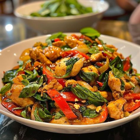 Thai Bird Chili, Thai Basil Chicken, Thai Basil, Basil Chicken, Chicken Stir Fry, Ground Chicken, Food Trends, Stir Fry, Garlic Cloves