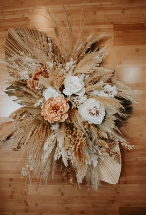 Hmong Wedding, Floral Market, Minimalist Wedding Decor, Madison Wedding, Boho Wedding Flowers, Wedding Planning Decor, Wedding Arch Flowers, Arch Flowers, Boho Wedding Decorations