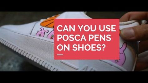 Posca Pen Shoes, Posca Shoes, Smelly Shoes, Posca Pens, Posca Marker, White Canvas Shoes, Diy Sneakers, Painted Sneakers, Sneaker Art