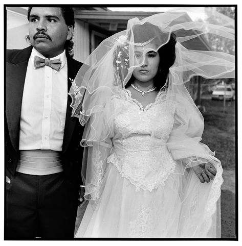 3 Female Photographers on the Fearsome Legacy of Mary Ellen Mark | Vogue Elizabeth Taylor Wedding, Carolina Herrera Wedding, Hilton Wedding, Mary Ellen Mark, Helen Rose, Taylor Wedding, Hollywood Photography, Gavin Rossdale, Bianca Jagger