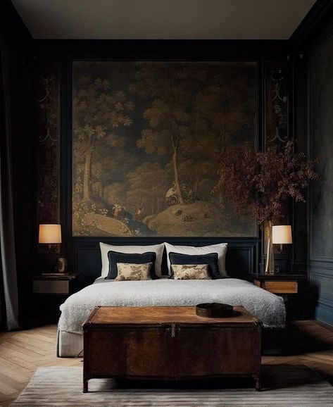 Moody Bedroom Ideas, Style Salon, Sophisticated Bedroom, Moody Bedroom, Living Room Styles, Bedroom Idea, Interiors Design, World Of Interiors, Art Architecture