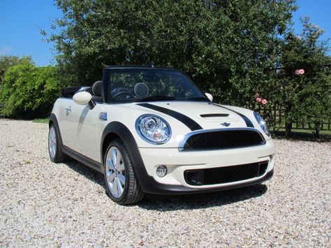 Pepper White Mini Cooper, Mini Cooper Automatic, White Mini Cooper, Pink Car, My Dream Car, Mini Me, Favorite Products, Mini Cooper, Sweet 16