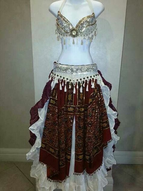 Indian Belly Dancer Outfits, Mythical Outfits, Bellydancing Outfits, Belly Dancer Outfits, Arabic Clothing, Carpet Outfits, Belly Dance Outfit, Custom Costumes, Dancers Outfit