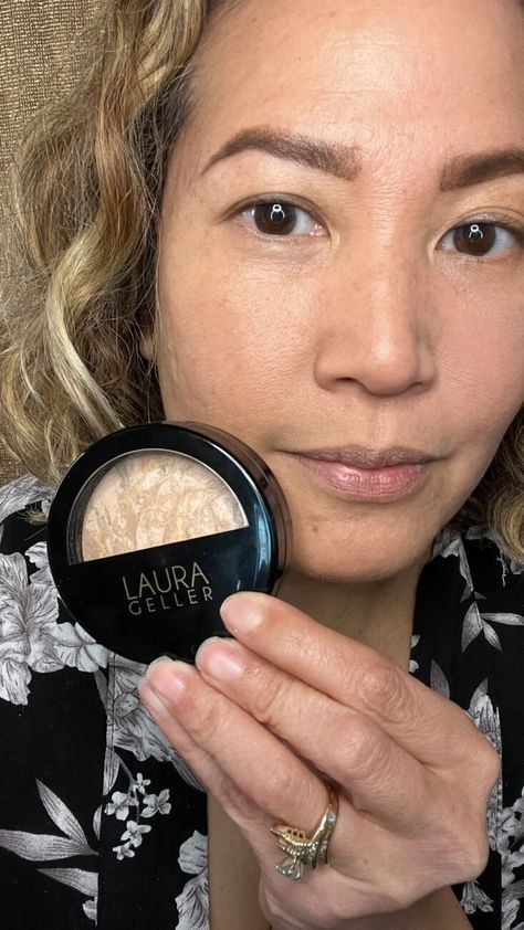 Laura Geller vs. Bare Minerals: Which Foundation Reigns Supreme for Women 40+? | My Subscription Addiction Bare Minerals Makeup Tutorial, Bare Minerals Powder Foundation, Bare Minerals Powder, Best Powder Foundation, Bare Minerals Foundation, Bare Minerals Makeup, Makeup Over 50, Laura Geller Makeup, Best Powder