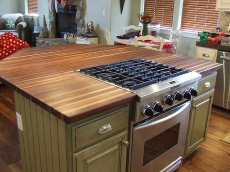 DIY butcher block ideas pictures: Butcher block countertops modern kitchen Dapur Ikea, Rustic Countertops, Kitchen Island With Cooktop, Kitchen Renos, Island With Stove, Kitchen Island With Stove, Outdoor Kitchen Countertops, Butcher Block Island, Butcher Block Kitchen