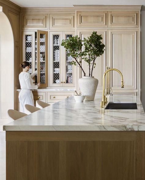 Mccroskey Interiors, Crittall Doors, Armac Martin, Bleached Wood, Kitchen Details, Classic Kitchen, Photography Architecture, Smart Appliances, Interior Design Magazine