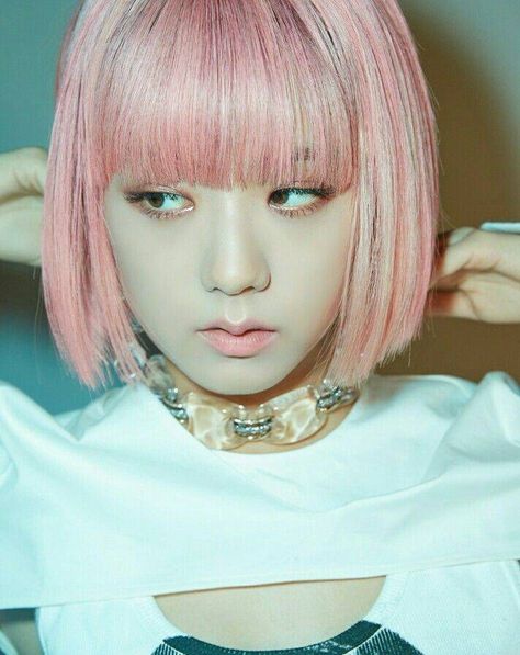 hourly jisoo 🦋 on Twitter: "#지수 #JISOO… " Jisoo Short Hair, Jisoo Ddu Du Ddu Du, Punk Pins, Black Choker Necklace, Short Hair With Bangs, Beautiful Lips, Ji Soo, Jennie Lisa, Blackpink Jisoo