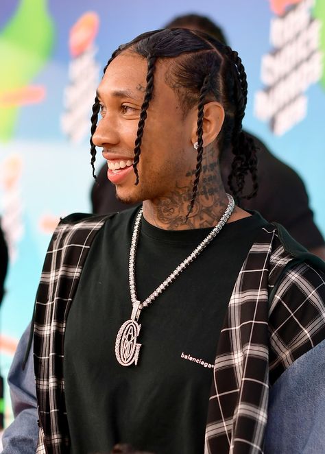 Tyga Rapper, Harry Styles Singing, Braid Styles For Men, Braids Men, Rope Braids, Cornrow Hairstyles For Men, Kids Choice Awards, Haircuts For Curly Hair, Kids Choice Award