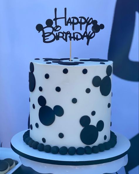 Mickey Mouse Cake For Adults, Mickey Mouse Black And White Cake, Modern Mickey Mouse Birthday Cake, Modern Mickey Mouse Cake, Mickey Mouse Birthday Black And White, Disney Cakes For Adults, Simple Mickey Mouse Cake, Black And White Mickey Mouse Party, Modern Mickey Mouse Party