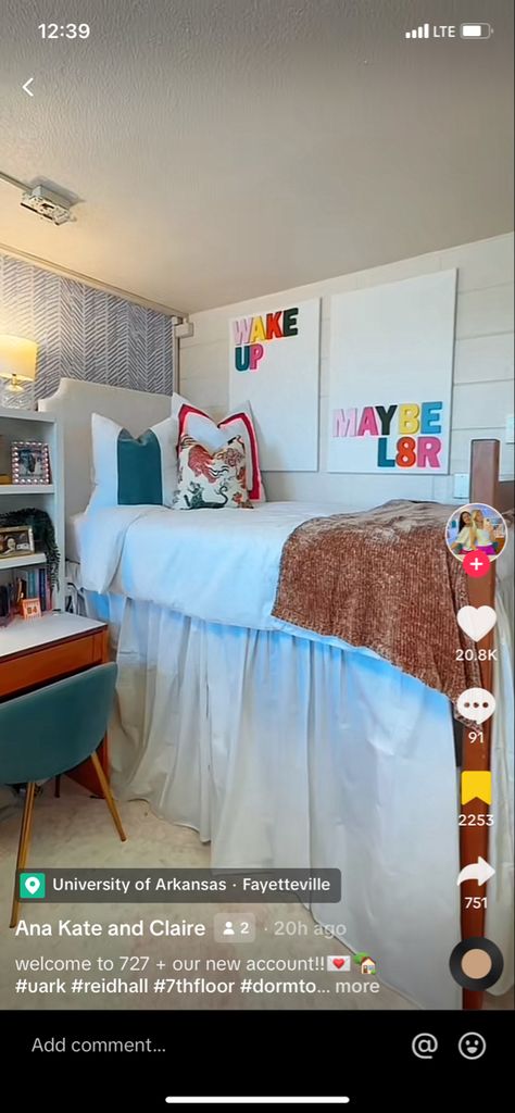 Arkansas Dorm Room, Dorm Inspo, Student Living, Dorm Room Inspiration, Dorm Life, Dorm Ideas, Budget Friendly Decor, University Of Arkansas, Room Goals