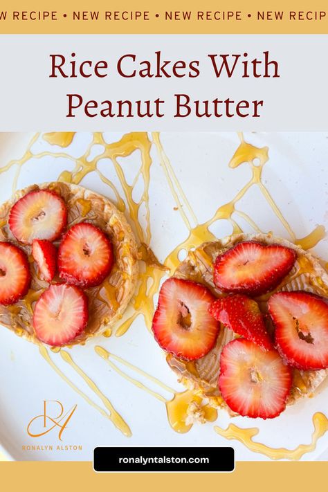 These rice cakes with peanut butter and strawberries are so filling, not to mention filled with fiber!! They are easy to throw together, healthy, protein-packed, and take under 5 minutes to prepare. Rice Cakes With Peanut Butter, Cakes With Peanut Butter, Peanut Butter Honey, Butter Rice, Fiber Rich, Protein Pack, Rice Cakes, Yummy Snacks, Healthy Drinks