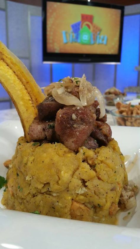 Mofongo Recipes, Mofongo Recipe, Recetas Puertorriqueñas, Puerto Rican Cuisine, Plantain Recipes, Puerto Rican Dishes, Puerto Rico Food, Boricua Recipes, Rican Food