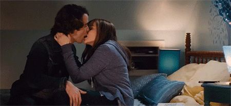 Pin for Later: The Best Movie Kisses of All Time If I Stay Like a lot of time. Best Movie Kisses, Scene Bed, Best Movie Kisses Scene, If I Stay Movie, Movie Kisses, Red Band Society, Kiss Pictures, Grey Anatomy Quotes, Anatomy Quote