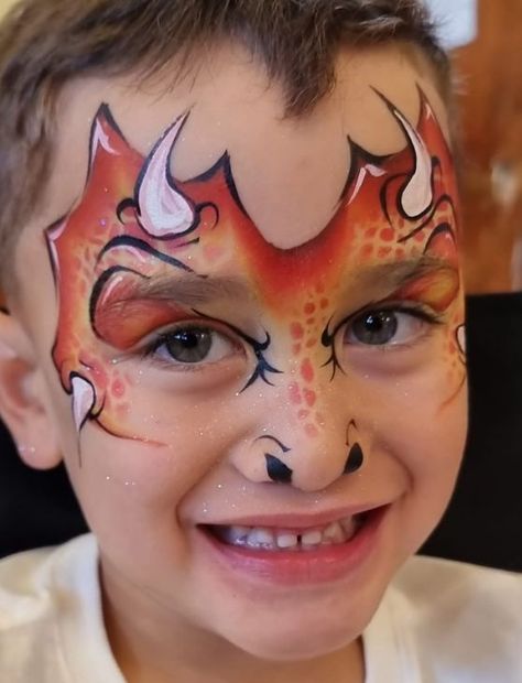 Dinosaur Face Painting, Dragon Face Painting, Dragon Makeup, Face Paint Set, Painting Dragon, Animal Face Paintings, Festival Face Paint, Face Painting For Boys, Birthday Makeup Looks