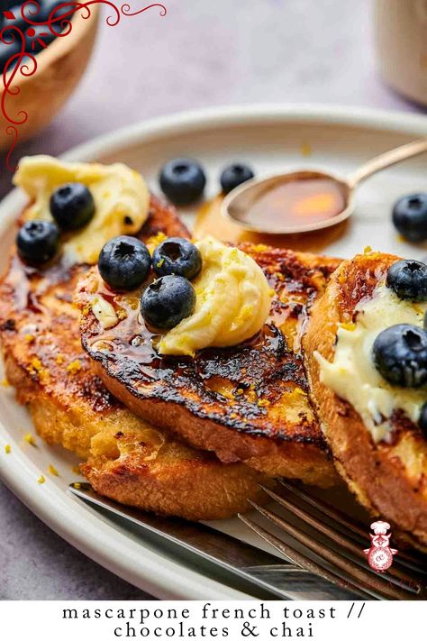 Elevate your breakfast game with this Lemon Blueberry Mascarpone French Toast recipe. Creamy mascarpone adds a luxurious twist to this classic breakfast dish. Mascarpone French Toast, Eggs Benedict Brunch, Lemon French Toast, Lobster Benedict, Blueberry Mascarpone, French Bread Loaf, Best Pancake Recipe, Brunch Items, Blueberry Topping