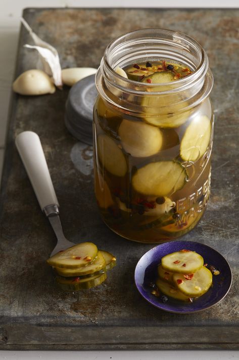 Vinegar Pickles, Joy Bauer, Pickling Spice, Sweet Heat, Garlic Recipes, Pressure Cooker Recipes, Cider Vinegar, Apple Cider Vinegar, Pressure Cooker