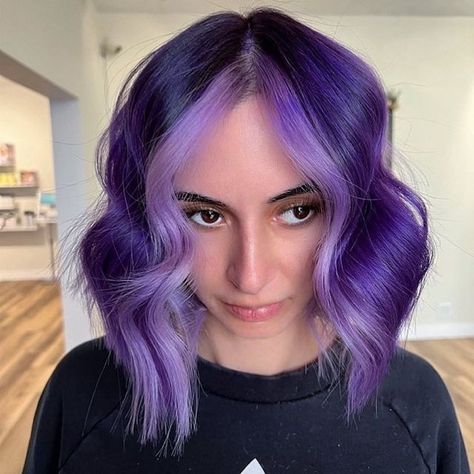 Beautifinder.com™️ on Instagram: "Beautiful purple created by @amburgerofhair assisted by @cactuscoolhair #purplehair #faceframe #beautifulhair #colorist #coloredhair #haircolor #hairinspo #hairtrends #hairideas #haircrush #hairenvy #hairart #hairdesign #beautifinder #beautylaunchpad #behindthechair #modernsalon #trussprofessional #pulpriothair #brazilianbondbuilder" Purple Hair Ideas, Short Purple Hair, Face Framing Hair, Brazilian Bond Builder, Pulp Riot Hair, Face Frame, Pulp Riot, Hair Crush, Modern Salon