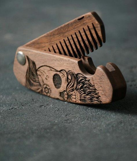 Christmas Gift Ideas For Boyfriend, Art Sculpture En Bois, Diy Christmas Gift Ideas, Skull Beard, Gift Ideas For Boyfriend, Beard Brush, Wooden Comb, Cnc Wood, Wood Shop Projects