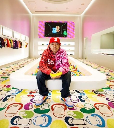 Bape Store, Kenzo Takada, Fashion Ads, Bape Men, Fade Styles, Guys And Dolls, Astro Boy, Interior Design Magazine, Japanese Streetwear