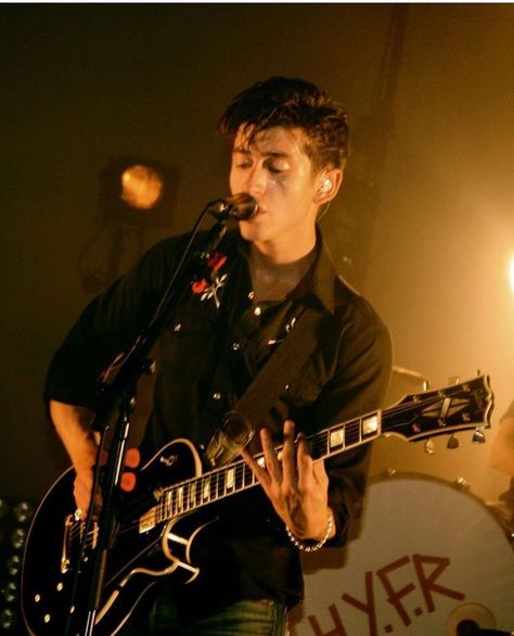 Instagram post by I_simp_for_sir_alex_turner • Oct 3, 2021 at 8:28pm UTC Arctic Monkeys Band, Alex Arctic Monkeys, Alex Pics, Monkeys Band, Icon Instagram, Monkey 3, The Last Shadow Puppets, Last Shadow, Artic Monkeys