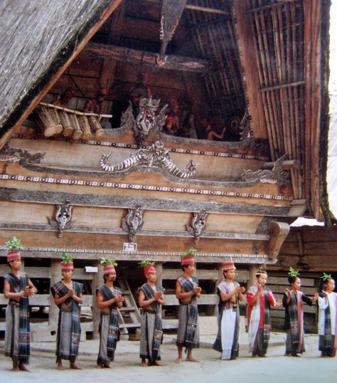 Batak Village in Samosir Island, North Sumatra, Indonesia Batak Toba, North Sumatra, West Papua, Bamboo Architecture, Eco Architecture, East Indies, Traditional Architecture, Alam Yang Indah, Most Beautiful Places