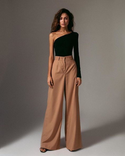 Black Palazzo Pants Outfit, Formal Outfits For Women Parties, Semi Casual Outfit Women, Semi Formal Outfits For Women, Brown Pants Outfit, Boho Street Style, Wedding Outfits For Women, Elegant Girls, Semi Formal Outfits