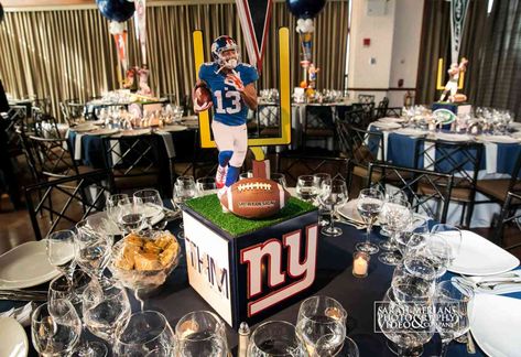 Nfl Centerpiece Ideas, Sports Themed Centerpieces, Football Banquet Centerpieces, Football Bar Mitzvah, Football Centerpieces, Sports Party Centerpieces, Sports Centerpieces, Themed Centerpieces, Banquet Centerpieces