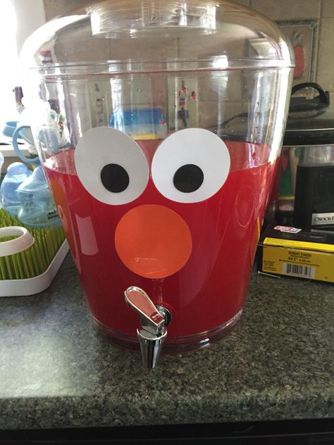 Elmo punch for Sesame Street party Elmo Party Snacks, Sesame Street Winter Birthday, Elmo Snack Ideas, Elmo Food Ideas, Elmo Birthday Party Food, Elmo Bday Party Ideas, Elmo Two Year Old Birthday, Elmo’s World Birthday Party Boy, Elmo Party Food