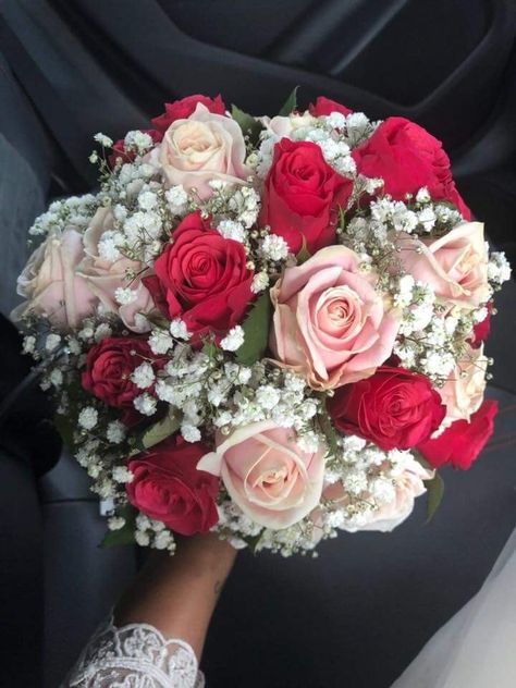 Red White Blush Wedding Flowers, Red Carnation Wedding Bouquet, Red Pink White Wedding Bouquet, Quince Ramos Natural, Prom Flowers Bouquet Red Dress, Pink And Red Roses Bouquet, Pink And White Roses Bouquet, Red And Pink Rose Bouquet, Red And Pink Bouquet