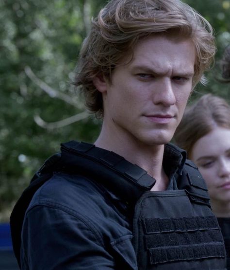 The Darkest Minds Series, Jack Evans, Angus Macgyver, George Eads, Lucas Till Macgyver, Macgyver 2016, Alex Pettyfer, Lucas Till, Photo Prompts