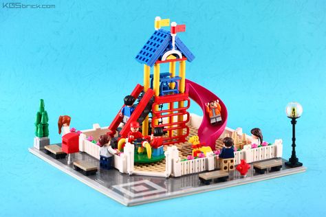 Playground Lego Playground, Lego Park, Lego Garden, Lego Furniture, City Theme, Play Ground, Lego Lovers, Lego Activities, Lego Modular