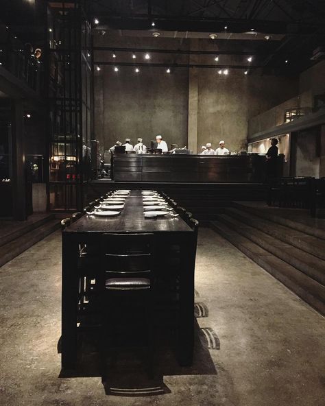 The theme of the month: January - "TASTE" - get inspired:  Hidden and new proposal for entertainment in Shanghai. Shanghai Expat @shexpatofficial  http://welum.com/article/secret-shanghai-behind-the-doors/  Written by Gabriele Sportoletti  #lifestyle #restaurants #shanghaifood #shanghailifestyle #Shanghai #shintoriresturant #flaskbar #wleum #welumconscious #conscious #readonwelum #taste #careandshare #welumcommunity #bewelumized Shanghai Restaurant, Shanghai Food, Hidden Places, Closed Doors, Shanghai, Doors, Restaurant