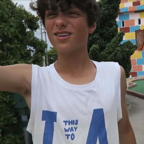 Caleb Bratayley, Caleb Logan Bratayley, Caleb Leblanc, Caleb Logan, Attractive People, Forever Young, Taylor Alison Swift, Curly Hair Styles, Hair Styles