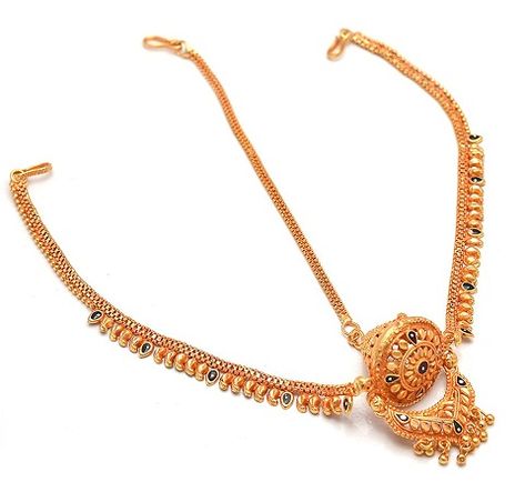 9 Traditional Rajasthani Maang Tikka Designs Rakhdi Borla Designs, Rakhadi Designs Gold, Borla Rajasthani, Beautiful Diamond Necklace, Rajputi Jewellery, Gold Jewelry Outfits, Anklet Designs, Gold Hair Accessories, Gold Necklace Indian Bridal Jewelry