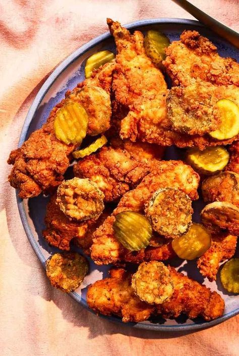 Fried Pickle Chicken Tenders, Dill Pickle Chicken Tenders, Pickle Brined Chicken Tenders, Pickle Fried Chicken, Southern Fried Chicken Tenders, Pickle Brine Chicken, Pickle Brined Fried Chicken, Pickle Brined Chicken, Pickle Juice Marinade Chicken