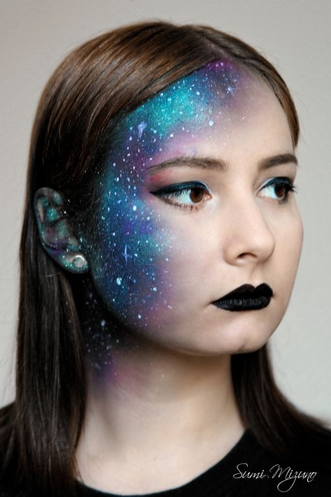 Cosmic Makeup, Love Galaxy, Fantasy Make-up, Kostum Halloween, Space Makeup, Galaxy Makeup, Face Art Makeup, Galaxy Theme, Makeup Model