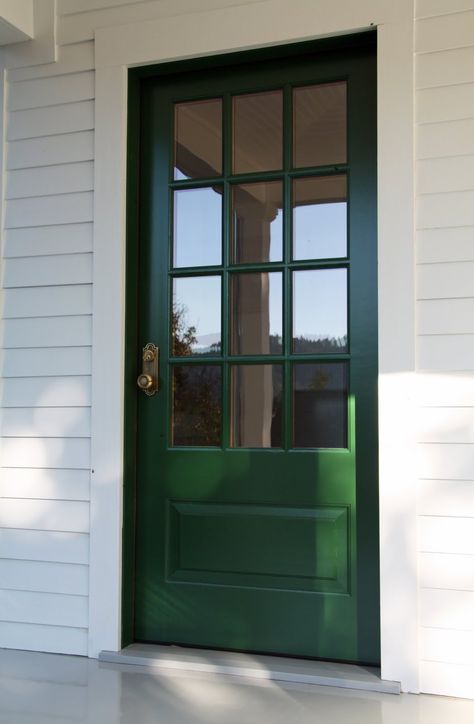 Another 3/4 light door for our modern farmhouse, in a lovely green. Green Door House, Brick House Front Door Colors, Farmhouse Details, Glass Window Design, Modern Door Hardware, Green Front Doors, Modern Entrance Door, Contemporary Door, Contemporary Doors