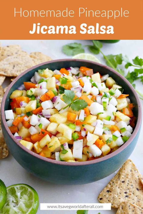 Learn how to make a refreshing jicama salsa recipe with juicy pineapple and other healthy ingredients. This vegan snack recipe is ready in 15 minutes! It can also be served on fish or tacos. Jimaca Recipes, Jicama Salsa, Jicama Recipe, Cherry Salsa, Vegan Snack Recipes, Vegan Snack, Spicy Salsa, Easy Salad Recipes, Salsa Recipe