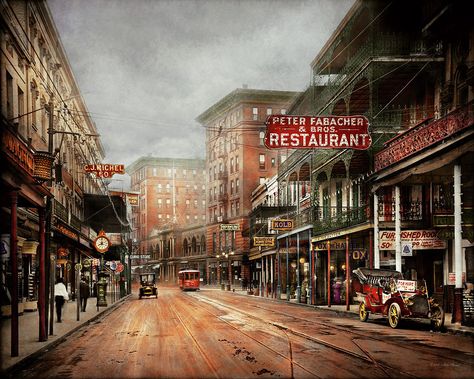 New Orleans, Louisiana - Painting of Royal Avenue and Fabaccher's Restaurant c a 1920s Bourbon Street New Orleans, 1920s Aesthetic, New Orleans Architecture, New Orleans History, Fantasy Story Ideas, Blue Party Decorations, Louisiana Travel, Blithe Spirit, Colorized Photos