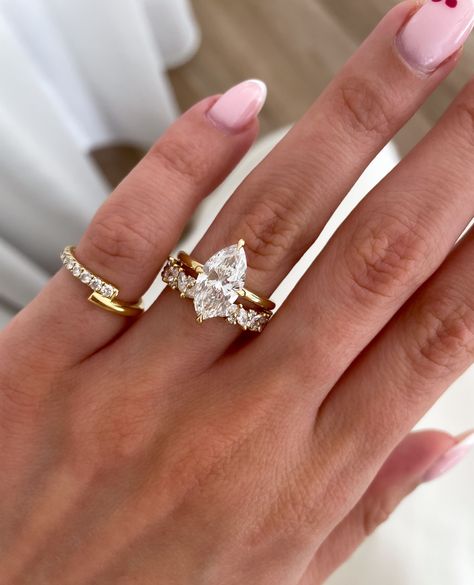 Stacking up the sparkle...✨️

The Genevieve Marquise Solitaire + Lana Accent Band = new obsession. 


Details:
2.51ct | F | VS1
18k Yellow Gold Wedding Ring Stack Marquise, Marquise Wedding Ring Set Stack, Marquise Wedding Band Set Vintage Style, Marquise Engagement Ring With Band Stack, Marquise Engagement Ring Stack, Marquise Wedding Stack, Wedding Band Stack Ideas, Vintage Bridal Ring, Marquise Solitaire