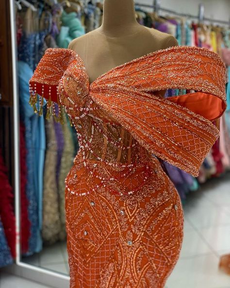 FILIZ | Dress by @filizi_dress | Instagram Senior Diy, African Designers Clothing, Cc Dress, Orange Evening Dresses, Diy Prom Dress, Matric Dance Dresses, 2023 Dress, Nigerian Dress, Diy Prom