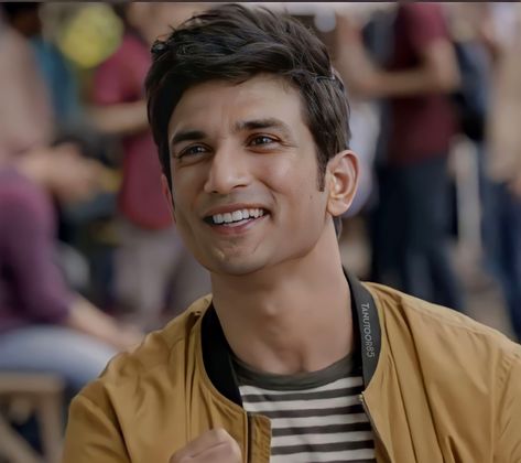 Sushant Singh Rajput Smile Sushant Singh Rajput Smile, Ms Dhoni Movie, Sanjana Sanghi, Ideas Are Bulletproof, Hakka Noodles, Famous Indian Actors, South Asian Aesthetic, Jr Ntr, My Sweet Heart