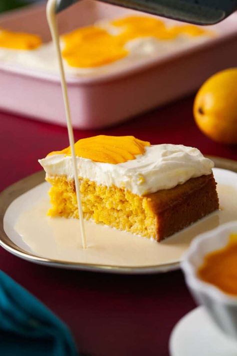 Mango Tres Leches Cake - Sinfully Spicy Mango Tres Leches Cake, Mango Whipped Cream, Mango Tres Leches, Mango Cake Recipe, Cappuccino Cake, Bake Off Recipes, Tres Leches Cake Recipe, Rich Cake, Mango Cake