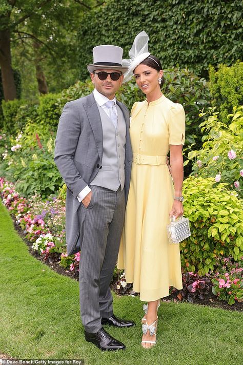 Lemon Yellow Dress, Royal Ascot Fashion, Royal Ascot Ladies Day, Ascot Outfits, Ascot Horse Racing, Lucy Mecklenburgh, Ryan Thomas, Hawes And Curtis, Kate Middleton Prince William