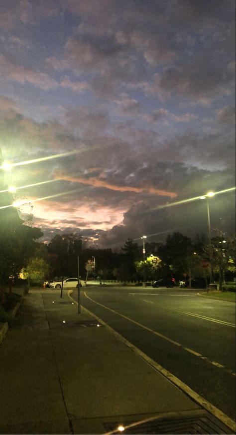 #sunset #silent #creepy #quiet #streetlight Silent Pictures Aesthetic, Silent Photos, Silent Pictures, Silent Sky, Creepy Pictures, Sky Pictures, Big Cat, Calm Down, Street Light