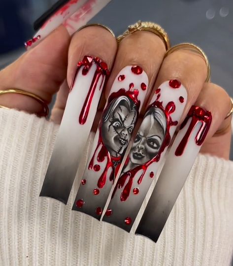 Chucky Nails Acrylic, Chucky Nails, Nails For Halloween, Gothic Love, Holloween Nails, White Gothic, Bride Of Chucky, Halloween 3d, Black Nail Designs